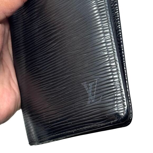 Louis Vuitton Long Wallet / Passport Case - Picture 5 of 16